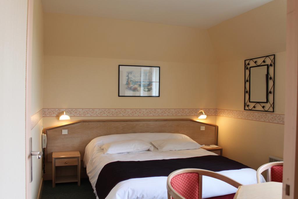 Hotel Des Bains Lancieux